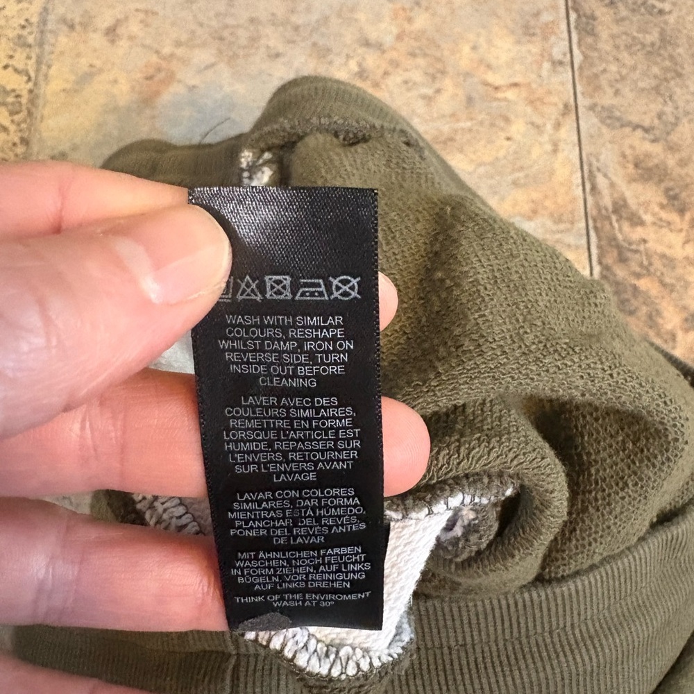 ASOS sweatpants - Picture 8 of 9